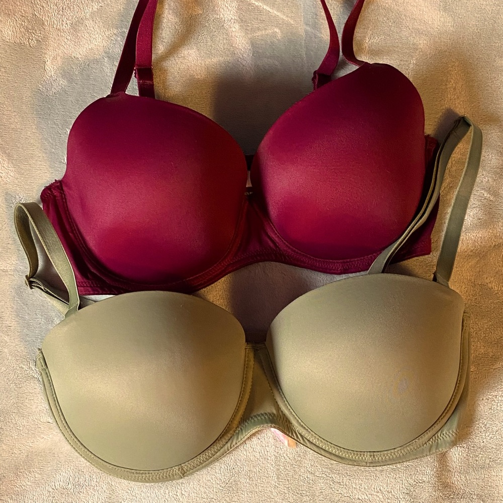 2 VS PINK bras 34D